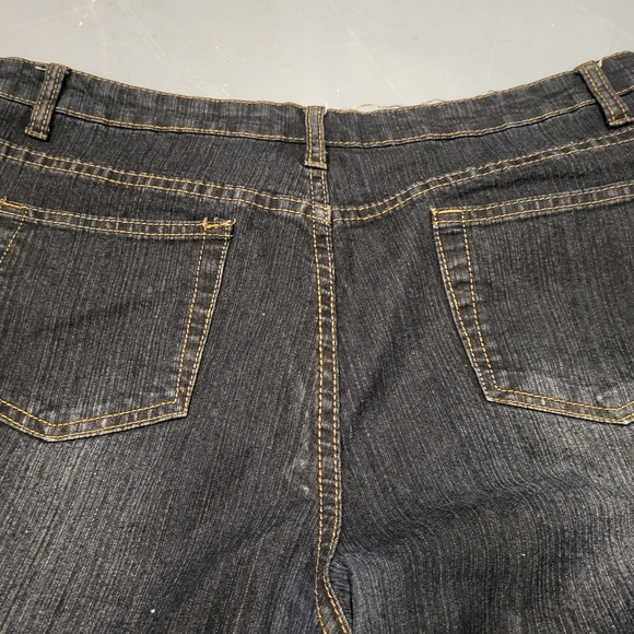Old Valley Bramd Embellished Jeans - Picture 4 of 7
